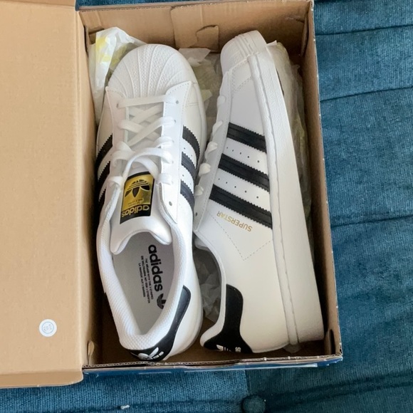 ADIDAS SUPERSTARS - Picture 2 of 4